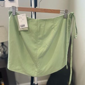 H&M light green mini skirt